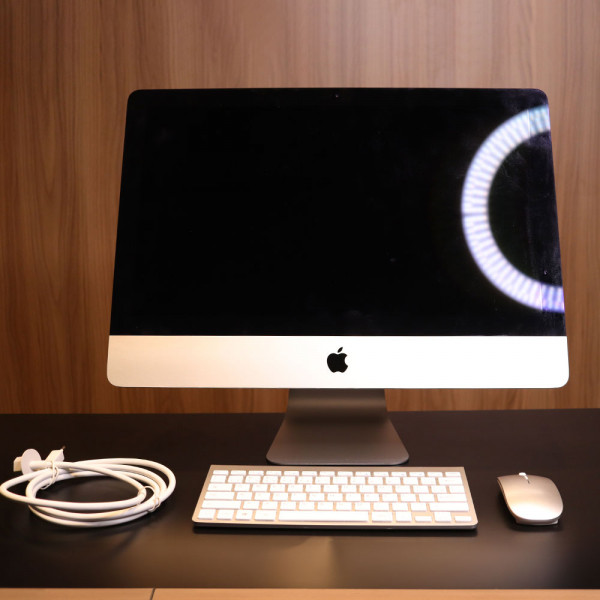 Apple iMac Core I5 Quad Core 16GB 1 TB  21.5 Polegadas 2015  -Seminovo 